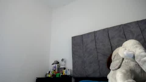 lyan onlyfans n linda online show from June 2026 08:59:02 PM