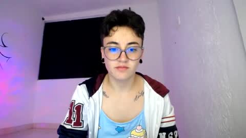 lyan onlyfans n linda online show from August 2026 05:31:01 AM
