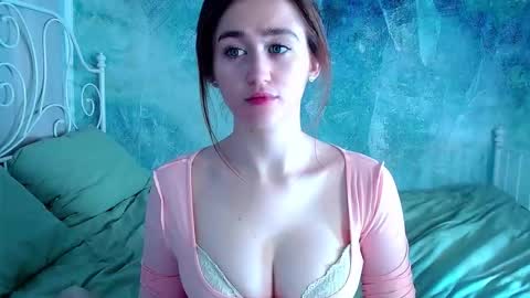 Lina online show from February 2026 03:13:02 AM