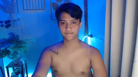 Snapshot of innocent_neil143 chatting on December 2024 09:18:02 PM Neil online show from December 2024 09:18:02 PM