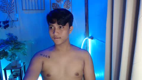 Snapshot of innocent_neil143 chatting on December 2024 06:23:01 AM Neil online show from December 2024 06:23:01 AM