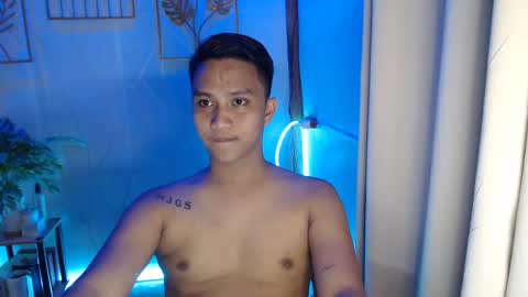 Snapshot of innocent_neil143 chatting on December 2024 10:12:01 AM Neil online show from December 2024 10:12:01 AM