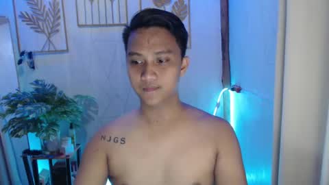 Snapshot of innocent_neil143 chatting on January 2025 10:28:02 AM Neil online show from January 2025 10:28:02 AM