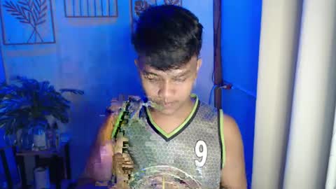 Snapshot of innocent_neil143 chatting on February 2025 12:22:02 PM Neil online show from February 2025 12:22:02 PM