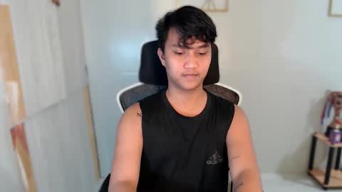 Snapshot of innocent_neil143 chatting on October 2025 12:58:01 PM Neil online show from October 2025 12:58:01 PM