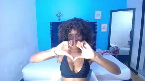 innocent_sexybaby online show from October 2025 09:13:01 PM