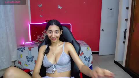 Snapshot of inocent_luna chatting on March 2025 02:48:01 AM Luna moon online show from March 2025 02:48:01 AM