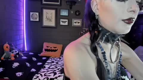   SANIA  online show from September 2025 04:34:01 PM