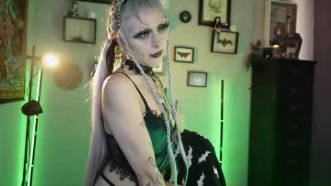   SANIA  online show from February 2026 04:18:01 PM