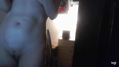 Snapshot of insatiable_veronica chatting on November 2025 04:44:01 PM insatiable_veronica online show from November 2025 04:44:01 PM