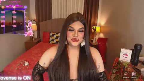 Snapshot of insatiablesexqueen chatting on October 2025 09:44:01 AM tasha online show from October 2025 09:44:01 AM