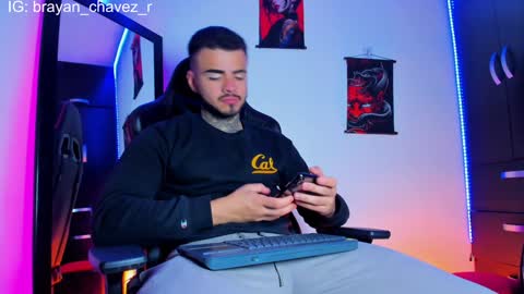 Brayan Chavez online show from January 2025 04:18:02 AM