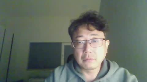 insuclee197641 online show from October 2025 05:03:01 PM