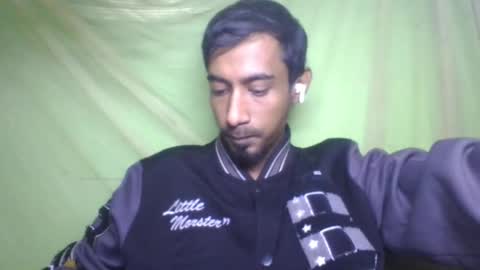 interne8famous online show from January 2026 12:40:01 PM