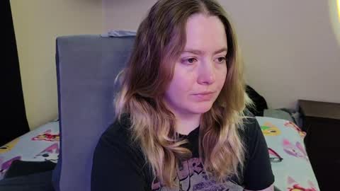 Faye online show from April 2026 07:53:01 AM