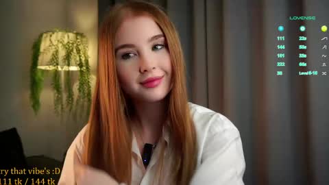 Ellie online show from February 2025 05:18:02 PM