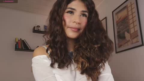 Snapshot of intim_mate_ chatting on September 2025 11:27:02 PM Caliope online show from September 2025 11:27:02 PM