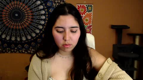 Snapshot of intimatetales chatting on January 2025 05:06:01 PM Africa online show from January 2025 05:06:01 PM