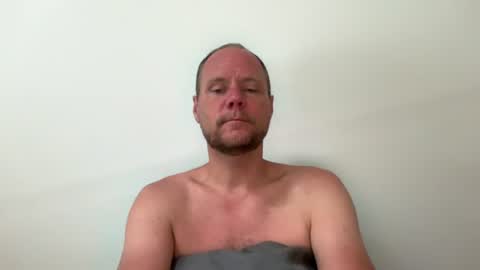 Snapshot of iphoneair chatting on June 2026 05:15:01 AM iphoneair online show from June 2026 05:15:01 AM