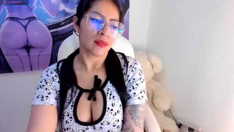Irene Casas online show from September 2025 03:06:02 AM