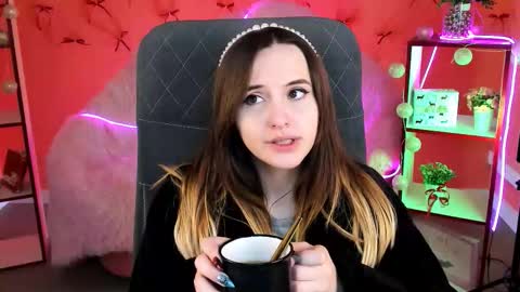 IreneBailey online show from December 2025 09:18:02 AM