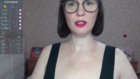 IrenLarasani online show from October 2025 06:02:02 AM