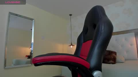 irina_palvin online show from October 2025 12:39:01 PM