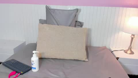 IRINA online show from November 2025 12:04:02 PM