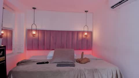 Irinnah Lottus online show from October 2025 11:17:01 AM