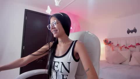 iris8_ online show from October 2025 01:23:02 PM