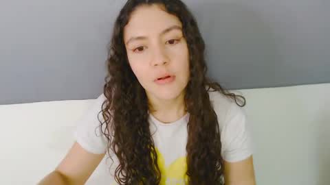 Instagram iris caprice online show from May 2026 02:06:01 AM
