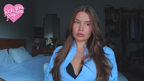     online show from November 2025 05:40:01 AM