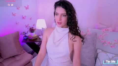 Maia Glow online show from July 2026 06:35:02 PM
