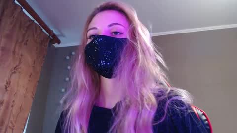 Lily online show from October 2025 02:51:02 PM