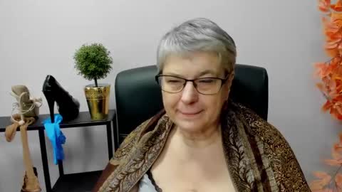 I R I S online show from January 2025 01:40:02 PM