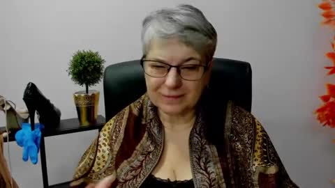 I R I S online show from February 2025 07:32:02 AM