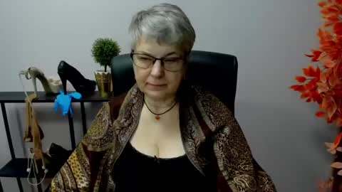 I R I S online show from February 2025 07:11:02 AM