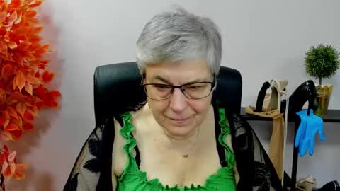 I R I S online show from November 2025 07:30:02 AM