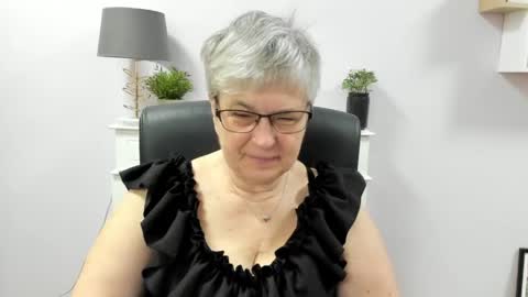 I R I S online show from May 2026 06:32:02 AM