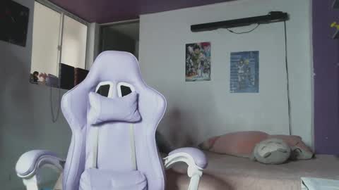 Camilla online show from September 2025 06:02:01 PM