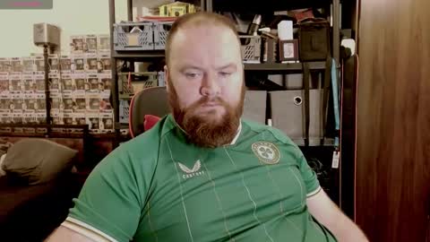 twitter theirishman205 online show from October 2025 07:45:02 PM