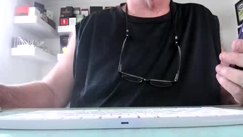 Irishdudelove online show from November 2025 04:52:01 PM