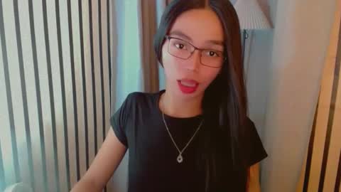 IRISH AND TRIXIE online show from March 2026 02:33:02 AM