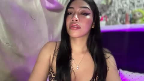 iriss_fox online show from October 2025 03:24:02 PM