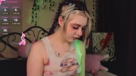 I am Cutie Iris3 online show from October 2025 09:33:01 AM