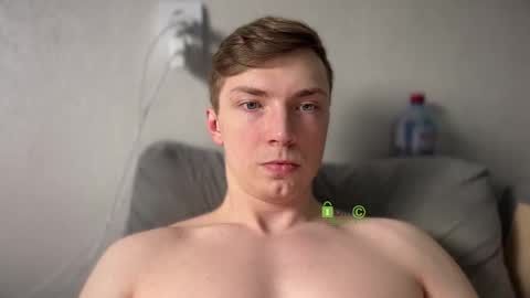 Snapshot of iron__chapman chatting on March 2025 10:08:02 PM Iron online show from March 2025 10:08:02 PM