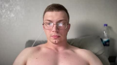 Snapshot of iron__chapman chatting on September 2025 08:08:02 PM Iron online show from September 2025 08:08:02 PM