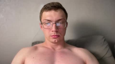 Snapshot of iron__chapman chatting on October 2025 10:29:02 PM Iron online show from October 2025 10:29:02 PM