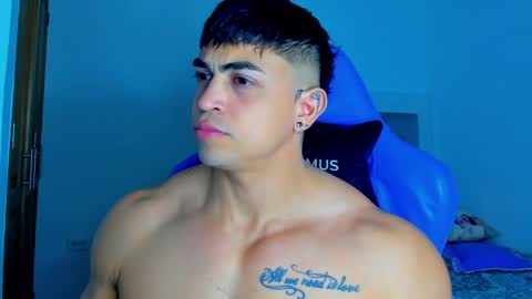 Snapshot of iron_coleman chatting on December 2024 01:31:02 AM Iron online show from December 2024 01:31:02 AM