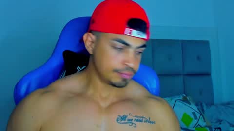 Snapshot of iron_coleman chatting on January 2025 07:03:01 AM Iron online show from January 2025 07:03:01 AM
